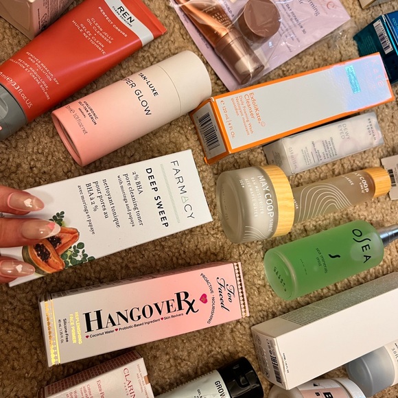 Elemis , dr. Brandt , farmacy , too faced , peri one MD Lot. All unopened - Picture 3 of 9